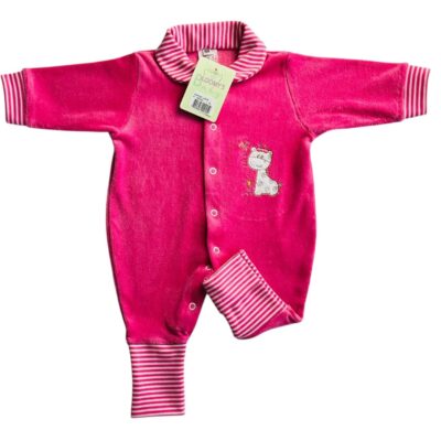 MACACÃO BEBÊ LONGO PLUSH BORDADO PÉ REVERSÍVEL FEMININO DETALHE LISTRAS